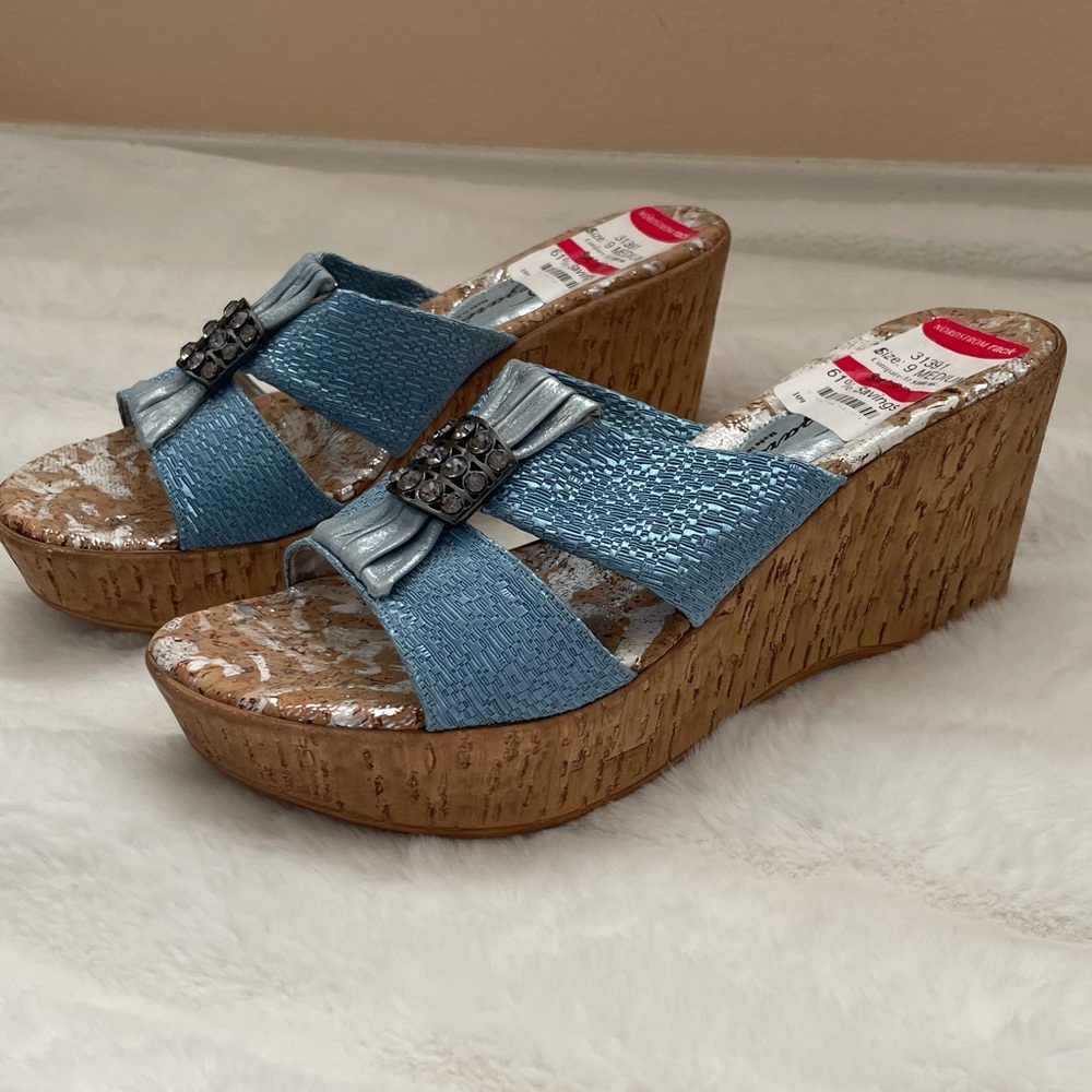 Denario Sandals.